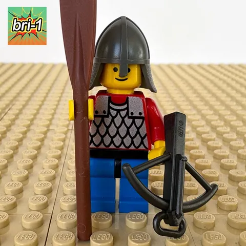 LEGO Castle Black Falcons: Scale Mail Red Knight OAR, CROSSBOW cas155 6018, 1990