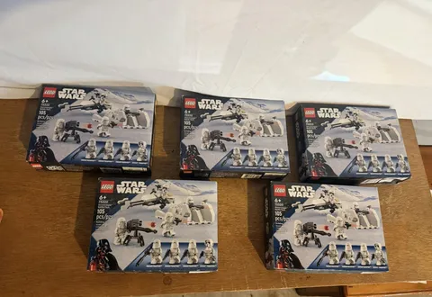 LEGO Star Wars Snowtrooper Battle Pack (75320) Lot