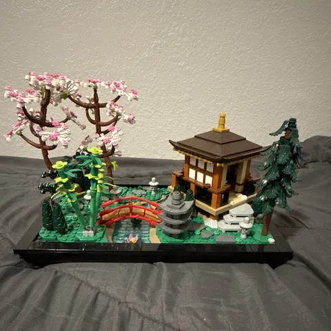 LEGO Icons Tranquil Garden 10315 Display Set 1363pcs 18+ Complete