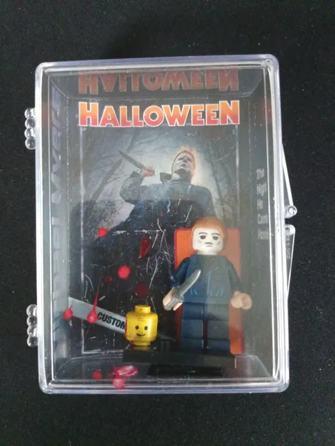 Michael Myers Mini LEGO Figure Halloween Horror Collectible Toy In Display Case