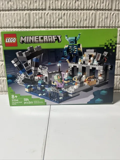 LEGO Minecraft Set 21246 The Deep Dark Battle SEALED RETIRED