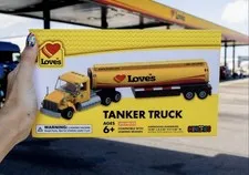 MINIZFIGS LEGO LOVES TRAVEL STOP TANKER TRUCK RARE BRAND NEW IN BOX