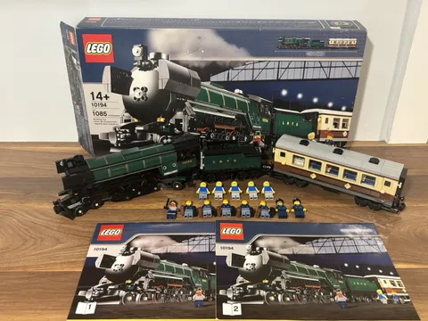 LEGO 10194 Emerald Night Advanced Models 100% Complete w Box And Extra Figures!