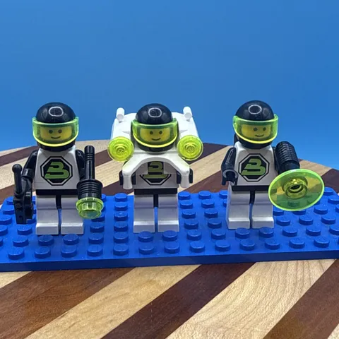 LEGO Blacktron Lot x3 Minifigures 6887 6897 6957 6981 6984 6988 jetpack  extras