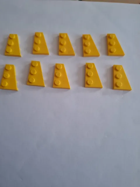 No 376.  10x Lego Wedge Plate 43722 Right 2x3 Yellow