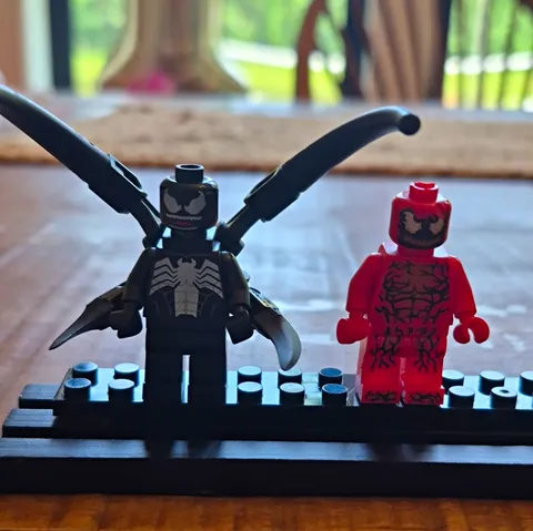 LEGO Spider-Man Superheroes Venom & Carnage Minifigures Lot of 2 Minifigs