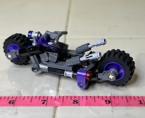 LEGO 70902 LEGO Batman Movie Catwoman Catcycle Chase VEHICLE ONLY!
