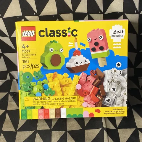 Lego Classic Creative Food Friends 11039 150pcs