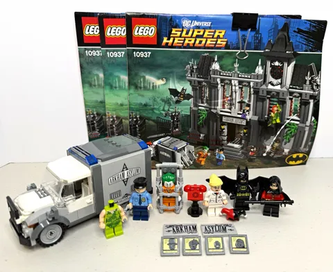 LEGO Batman Arkham Asylum 10937 Partial Set Lot Minifigures 3 Manuals Van Rare
