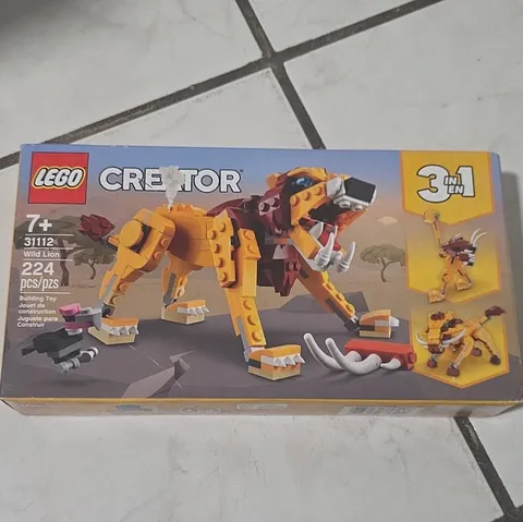 LEGO Creator 31112 Wild Lion 3 in 1 Set 224 pcs Building Toy Ages 7+