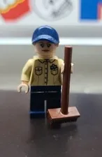 LEGO Park Worker Female minifigure Jurassic World 75934 dinosaur mini figure