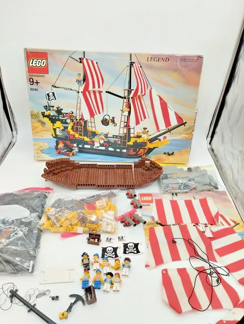 LEGO 10040 Black Seas Barracuda Original Packaging Original Packaging RARE Pirates Pirates 6285 Pirate Ship