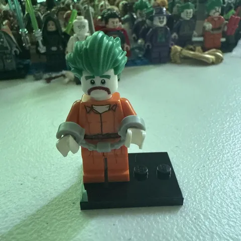 The LEGO Batman Movie Series 1 Minifigure 71017 - Arkham Joker 
