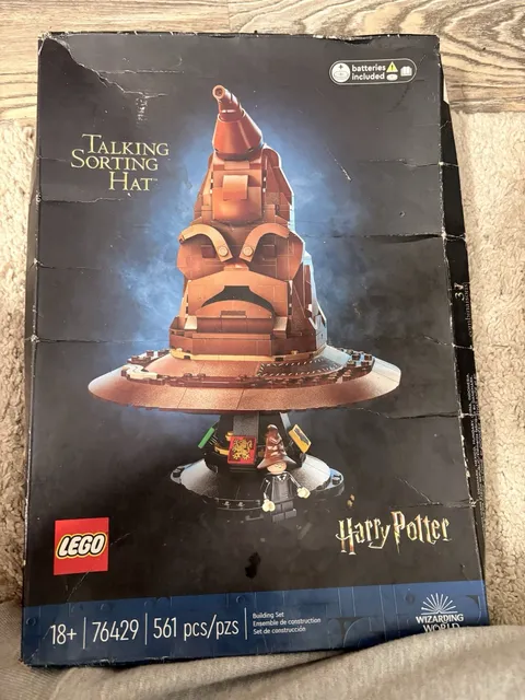 LEGO Talking Sorting Hat 76429 Battery Powered (DAMAGED BOX, NEW)