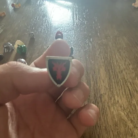 LEGO Minifigure Shield Accessory Black with Red Dragon Emblem, 1 Piece