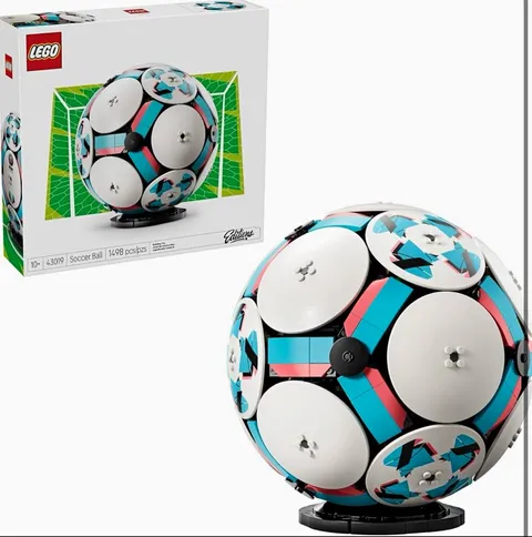 LEGO Sports Soccer Ball Football Set 43019 Complete Set 1498 Pieces 10+