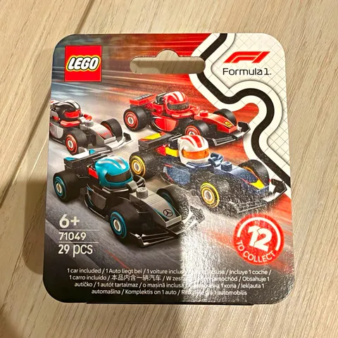LEGO Minifigures Formula 1 71049 29 pcs 6+ Complete Boxed Set