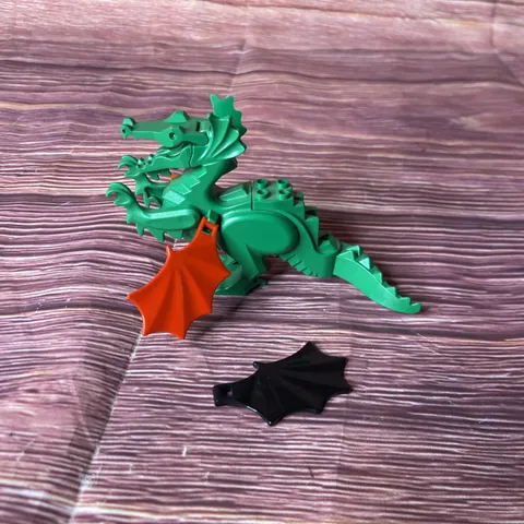 Vintage LEGO Green Dragon Minifigure Castle Set 6037