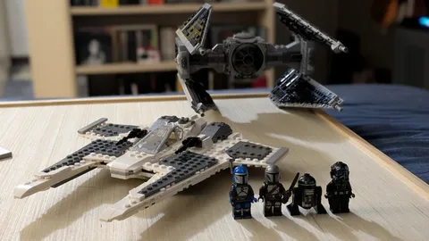 LEGO Star Wars: Mandalorian Fang Fighter Vs. Tie Interceptor (75348) - EUC
