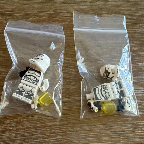 REPUBLIC BRICKS two Wolfpack Troopers Phase 2 NEW AND UNOPENED!￼