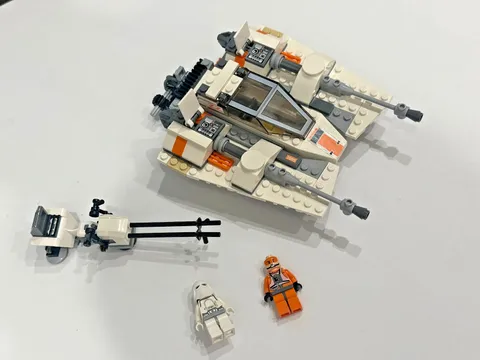 2010 rare LEGO Star Wars 8089-1-s1  Snowspeeder complete w figure + snowtrooper