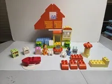 Lego duplo $10459 bluey's family house with memory game not complete as is