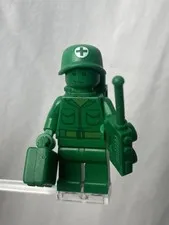 Lego Minifigure toy002 Green Army Man Medic with Backpack 2010 Toy Story 7595 