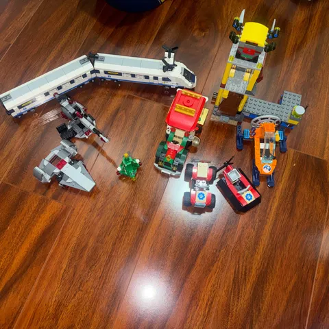 Lot of Partial LEGO Sets, Star Wars, Lego City And Jurassic Park