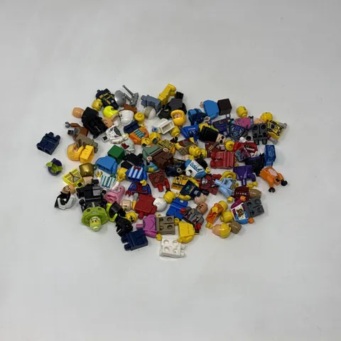 LEGO Minifigure lot Parts & Accessories 40 Torsos