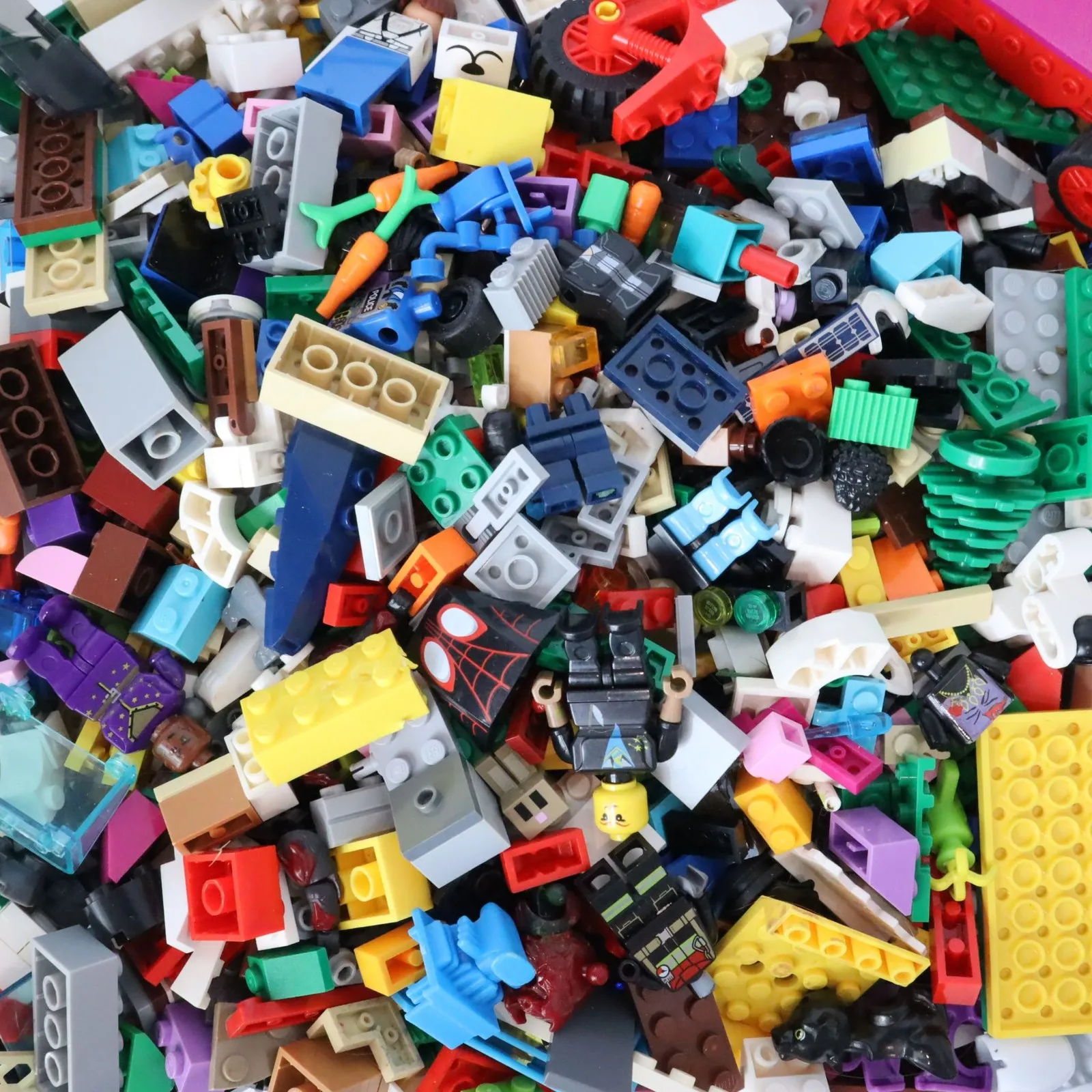 LEGO Bricks Bulk Lot 2lb+ Assorted Mixed Pieces Minifigures Parts Baseplate