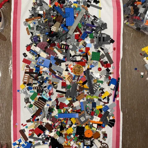 LEGO 2 lbs  Random Parts Pieces Building Plates Blocks