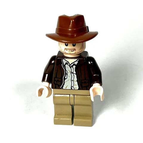 LEGO Indiana Jones Minifigure Dark Brown Jacket Tan Open Shirt Fedora iaj001