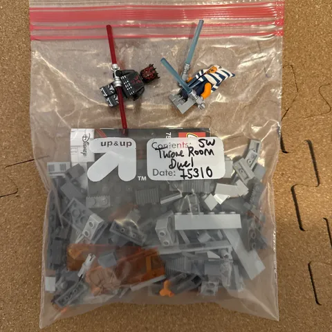 100% Complete LEGO Star Wars: Duel on Mandalore (75310) Retired