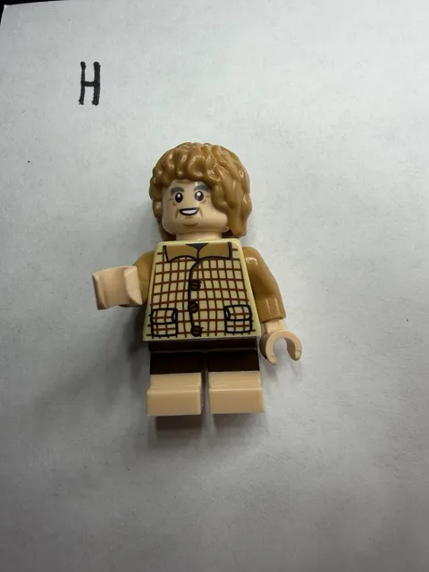 LEGO Lord of Rings The Shire Minifigs from 10354. Pick one or more NEW