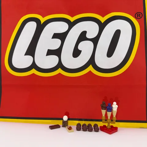 Lego Minifigure Food Chocolate Bar, Milk, Ice Cream, truffle collection lot 20pc