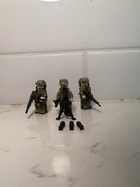 Soldier Minifigure Lot of 3 Camouflage w/ Weapon Accessories & mortar