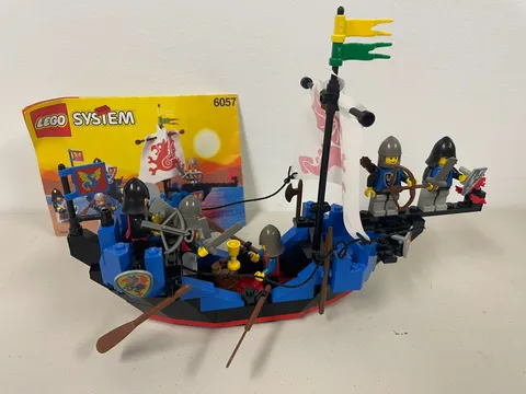 LEGO Castle: Sea Serpent (6057) - all pieces and instructions