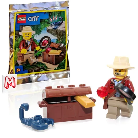 LEGO City Jungle Explorer with Fedora Hat, Treasure Chest and Scorpion Gold