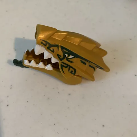 LEGO Pearl Gold Dragon Head (40934pb01 & 40933pb01) set 70666  Ninjago