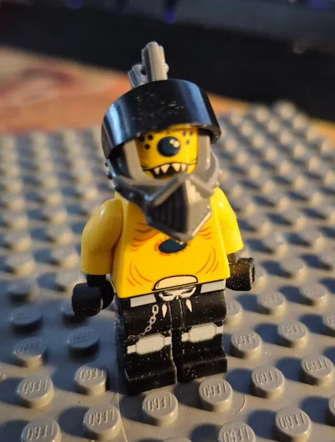LEGO Space Police 3 Alien Snake w Visor Space Police III sp097 Minifigure Fig
