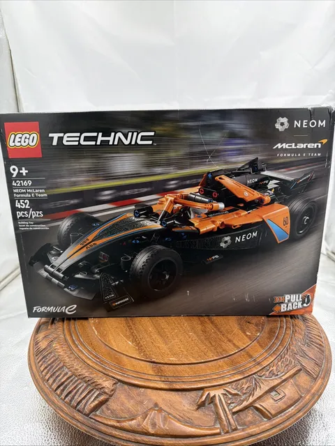 LEGO TECHNIC: Neom Mclaren Formula E Race Car (42169) A97