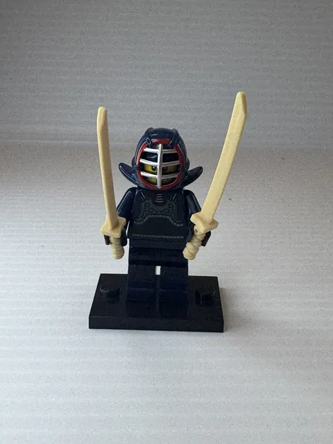 Lego Collectible Series 15 Mini-Figure KENDO FIGHTER Minifigure 71011