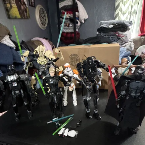 LEGO Star Wars Buildable Action Figure 8pc Lot Darth Vader & General Grievous