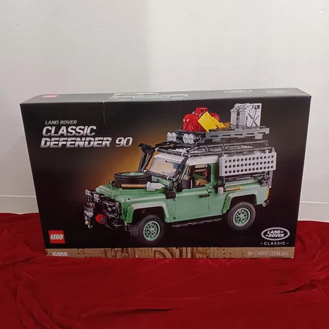 LEGO Block Model Number 10317 Land Rover Classic Defender 90 LEGO