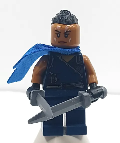 Lego Marvel Super Heroes Minifigure SH0407 Valkyrie Dark Blue Suit