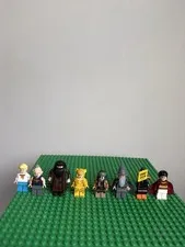 LEGO Minifigure Lot of 8 figures w Harry Potter, sloth, Lone Ranger , Daffy Duck