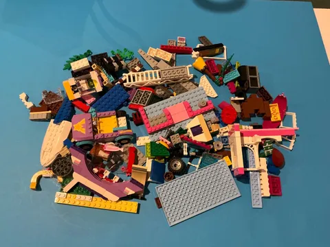 LEGO 1LB Bulk Lot. Unsorted, Unchecked, Random Assorted Pieces. L1-9