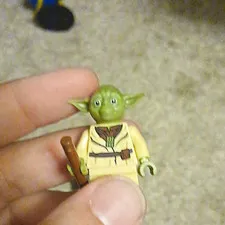 LEGO Star Wars Yoda Minifigure w/ Tan Outfit & Brown Cane Staff, Age 5+