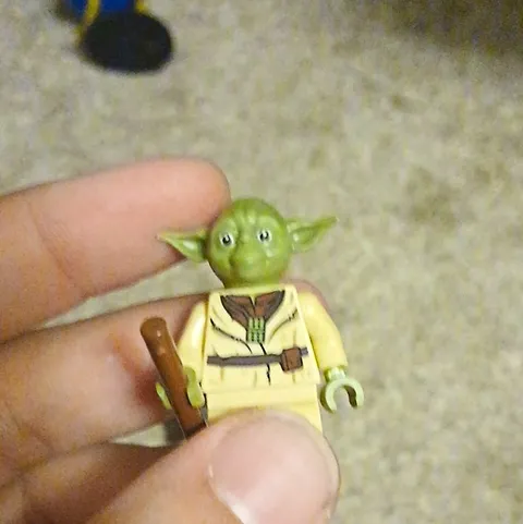 LEGO Star Wars Yoda Minifigure w/ Tan Outfit & Brown Cane Staff, Age 5+