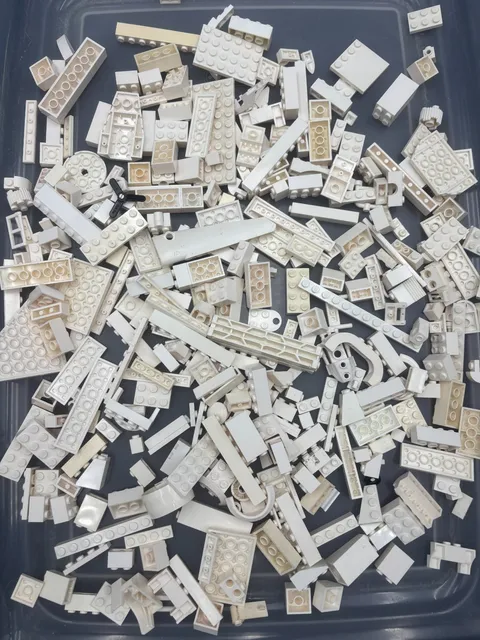 1 lb. Bulk Mixed White Legos - standard blocks and unique pieces (Lot N)